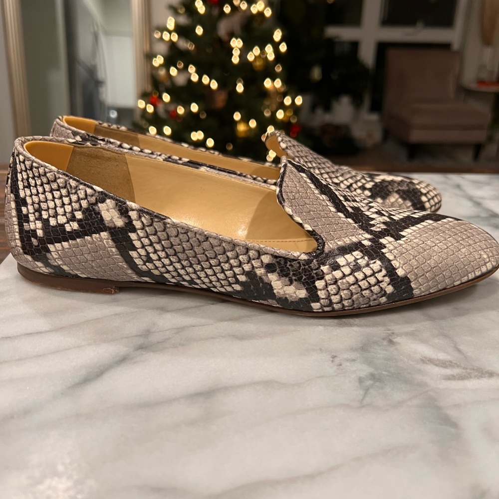 Smoking slipper in snake printer leather, Size 7 1/2